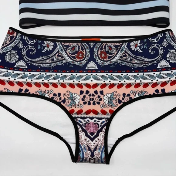 NWOT Clover Canyon swimsuit bikini. Top is a medium and bottoms are small - Picture 2 of 13